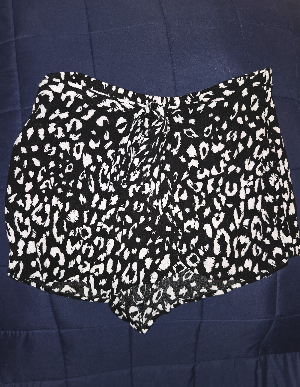LULU'S Yana Black & White Leopard Print Tie Front Shorts Women